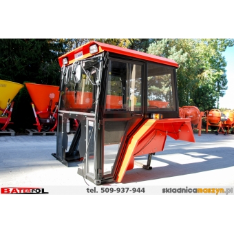 Kabina C-330 NAGLAK TUR metal błotniki kanciaste,oświetlenie